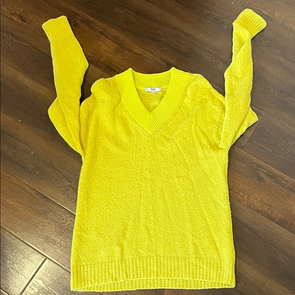 Tibi Oversized Bright Yellow V-Neck Alpaca Sweater Size M